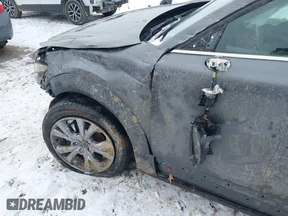 2020 Mazda CX-30 Select Package with VIN 3MVDMBCLXLM108553, listed as a IAAI auction lot 41638863 with 129 mi miles. Bid and sale history available at carsss.com. Image 15.