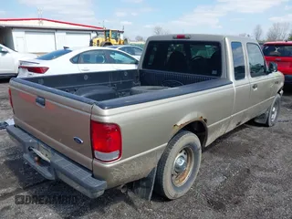 2000 Ford Ranger XL with VIN 1FTYR14V6YTB34235, listed as a IAAI auction lot 41927861 with 241,851 mi miles. Bid and sale history available at carsss.com. Image 4.