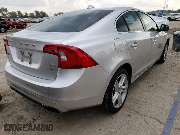 2015 Volvo S60 T5 Premier with VIN YV1612TB0F1304006, listed as a Copart auction lot 63307383 with 84,292 mi miles. Bid and sale history available at carsss.com. Image 3.