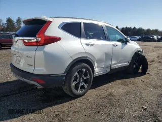 2018 Honda CR-V Touring with VIN 2HKRW2H94JH610959, listed as a Copart auction lot 48321135 with 42,527 mi miles and Salvage Title. Bid and sale history available at carsss.com. Image 3.