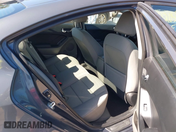 2016 Kia Forte LX with VIN KNAFX4A60G5593661, listed as a IAAI auction lot 42058287 with 183,040 mi miles. Bid and sale history available at carsss.com. Image 8.