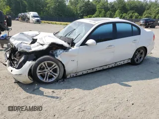 2008 BMW 3 Series 328xi with VIN WBAVC93558K043660, listed as a Copart auction lot 58417795 with Not provided miles and Salvage title. Bid and sale history available at DreamBid. Image 1.