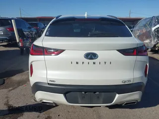 2023 Infiniti QX55 Luxe z VIN 3PCAJ5JR7PF109627, wystawiony jako IAAI lot #41213605 z przebiegiem 16 561 mil mil oraz . Historia ofert i sprzedaży dostępna na DreamBid. Obrazek 16.
