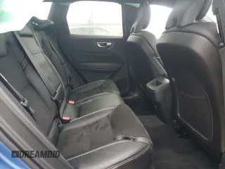 2019 Volvo XC60 R-Design z VIN LYVA22RM1KB278556, wystawiony jako Copart lot #84701704 z przebiegiem 50 721 mil mil oraz Nie do naprawy • Non repairable. Historia ofert i sprzedaży dostępna na DreamBid. Obrazek 11.