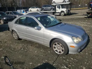 2005 Mercedes-Benz C 240 with VIN WDBRF81J15F604655, listed as a Copart auction lot 82845524 with 168,747 mi miles and Salvage Title. Bid and sale history available at DreamBid. Image 4.