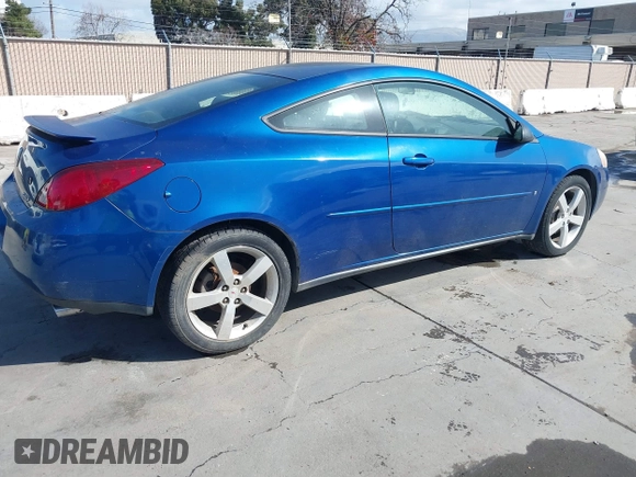 2006 Pontiac G6 GTP with VIN 1G2ZM171164167148, listed as a IAAI auction lot 41597445 with 117,227 mi miles. Bid and sale history available at carsss.com. Image 4.