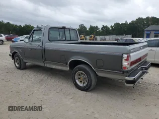 1990 Ford F-150 z VIN 1FTDF15N7LNB38801, wystawiony jako Copart lot #59738475 z przebiegiem 273 718 mil mil oraz Czysty tytuł • Clean title. Historia ofert i sprzedaży dostępna na DreamBid. Obrazek 2.