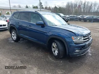 2019 Volkswagen Atlas SE z VIN 1V2WR2CA9KC545503, wystawiony jako IAAI lot #41846009 z przebiegiem 146 274 mil mil oraz . Historia ofert i sprzedaży dostępna na DreamBid. Obrazek 1.