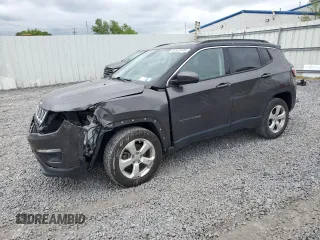 2019 Jeep Compass Latitude z VIN 3C4NJDBB9KT656292, wystawiony jako Copart lot #58509595 z przebiegiem 64 018 mil mil oraz Szkoda całkowita • Salvage title. Historia ofert i sprzedaży dostępna na DreamBid. Obrazek 1.