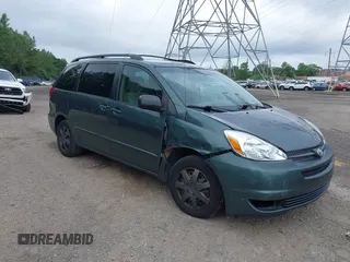 2004 Toyota Sienna CE with VIN 5TDZA23C34S018114, listed as a IAAI auction lot 42692486 with 177,878 mi miles and . Bid and sale history available at DreamBid. Image 1.