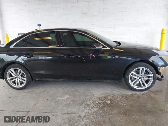 2020 Audi A4 Premium Plus z VIN WAUENAF44LN010185, wystawiony jako IAAI lot #41925956 z przebiegiem 36 679 mil mil oraz . Historia ofert i sprzedaży dostępna na DreamBid. Obrazek 14.