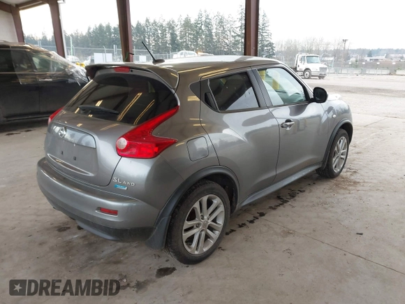 2014 Nissan Juke S with VIN JN8AF5MV2ET363397, listed as a IAAI auction lot 41420317 with 85,254 mi miles. Bid and sale history available at carsss.com. Image 4.