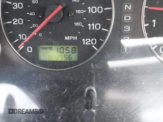 2004 Subaru Legacy Outback z VIN 4S3BH675447623382, wystawiony jako IAAI lot #42057971 z przebiegiem 188 556 mil mil oraz . Historia ofert i sprzedaży dostępna na DreamBid. Obrazek 7.