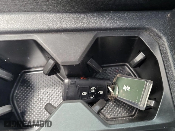 2024 Volkswagen Tiguan SE с VIN 3VV3B7AX4RM085495, выставлен на аукционе IAAI как лот 42796456 с пробегом 34 680 миль миль и . История ставок и продаж доступна на DreamBid. Изображение 50.