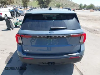 2025 Ford Explorer Active with VIN 1FMUK7DH3SGB03603, listed as a IAAI auction lot 41991711 with 2,071 mi miles and . Bid and sale history available at DreamBid. Image 17.