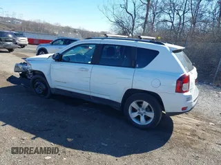 2016 Jeep Compass Sport with VIN 1C4NJDBB6GD647367, listed as a IAAI auction lot 41818920 with 169,037 mi miles and . Bid and sale history available at carsss.com. Image 3.