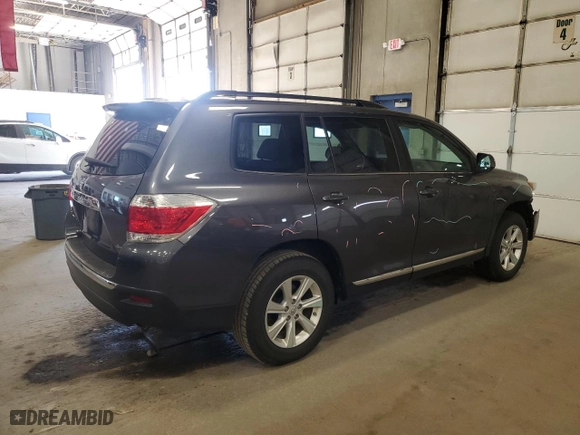 2011 Toyota Highlander with VIN 5TDBK3EH5BS046930, listed as a Copart auction lot 49310455 with 179,435 mi miles and Salvage Title. Bid and sale history available at carsss.com. Image 3.
