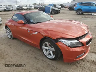 2016 BMW Z4 sDrive28i with VIN WBALL5C56GJ997841, listed as a Copart auction lot 85669594 with 45,436 mi miles and Salvage Title. Bid and sale history available at carsss.com. Image 4.