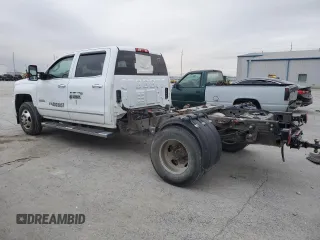 2017 Chevrolet Silverado 3500HD High Country with VIN 1GC4K1EY3HF209869, listed as a Copart auction lot 85763094 with 520,394 mi miles and Clean Title. Bid and sale history available at carsss.com. Image 2.