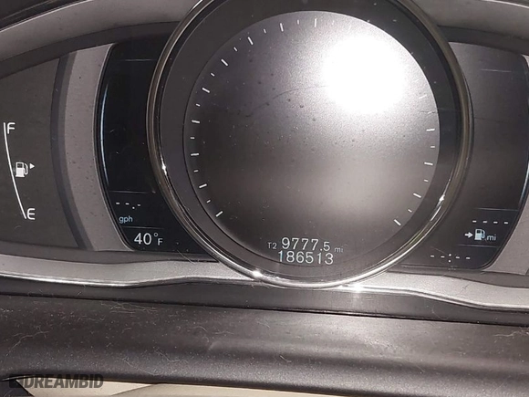 2015 Volvo XC60 T5 with VIN YV4612RK1F2726807, listed as a IAAI auction lot 41639436 with 186,513 mi miles. Bid and sale history available at carsss.com. Image 16.