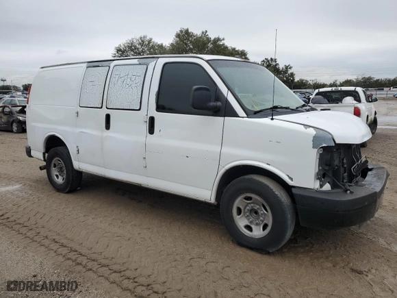 2011 Chevrolet Express Cargo Van with VIN 1GCWGFBA2B1163390, listed as a Copart auction lot 89073595 with 207,978 mi miles and Salvage Title. Bid and sale history available at carsss.com. Image 4.