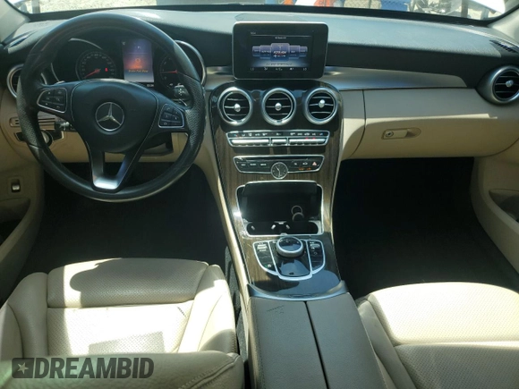 2017 Mercedes-Benz C 300 z VIN 55SWF4JB6HU191130, wystawiony jako Copart lot #64231295 z przebiegiem 97 374 mil mil oraz Czysty tytuł • Clean title. Historia ofert i sprzedaży dostępna na DreamBid. Obrazek 8.