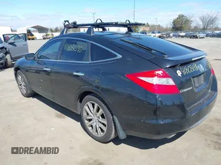 2012 Honda Crosstour EX-L z VIN 5J6TF2H56CL004462, wystawiony jako IAAI lot #41803696 z przebiegiem 335 712 mil mil oraz . Historia ofert i sprzedaży dostępna na DreamBid. Obrazek 3.