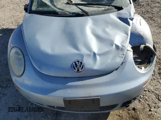2009 Volkswagen New Beetle Coupe S with VIN 3VWPW31C39M511068, listed as a Copart auction lot 41985775 with 0 mi miles and Salvage Title. Bid and sale history available at carsss.com. Image 12.
