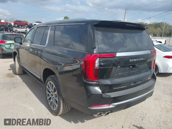 2025 GMC Yukon XL Denali with VIN 1GKS2JRL6SR170517, listed as a IAAI auction lot 41715754 with 1,091 mi miles. Bid and sale history available at carsss.com. Image 3.