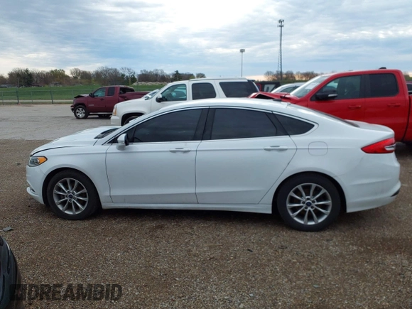 2017 Ford Fusion SE with VIN 3FA6P0HD9HR140417, listed as a IAAI auction lot 41942047 with 113,915 mi miles. Bid and sale history available at carsss.com. Image 14.