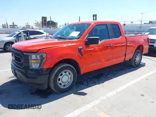 2023 Ford F-150 XL z VIN 1FTEX1CP5PKF09046, wystawiony jako IAAI lot #42628426 z przebiegiem 35 666 mil mil oraz . Historia ofert i sprzedaży dostępna na DreamBid. Obrazek 2.