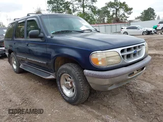 1995 Ford Explorer Eddie Bauer z VIN 1FMDU32X2SUB15613, wystawiony jako IAAI lot #41863671 z przebiegiem 121 584 mil mil oraz . Historia ofert i sprzedaży dostępna na DreamBid. Obrazek 1.