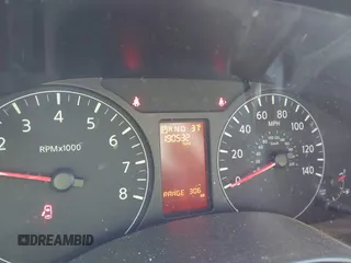 2016 Nissan NV SV z VIN 1N6BF0KM0GN810830, wystawiony jako IAAI lot #41421636 z przebiegiem 190 532 mil mil oraz . Historia ofert i sprzedaży dostępna na DreamBid. Obrazek 7.