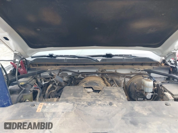 2017 Chevrolet Silverado 1500 Work Truck with VIN 1GCVKNEH5HZ377457, listed as a IAAI auction lot 41411359 with 154,971 mi miles. Bid and sale history available at carsss.com. Image 10.