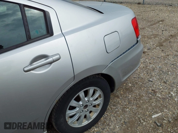 2011 Mitsubishi Galant FE z VIN 4A32B2FF4BE024234, wystawiony jako IAAI lot #42077967 z przebiegiem 144 682 mil mil oraz . Historia ofert i sprzedaży dostępna na DreamBid. Obrazek 6.