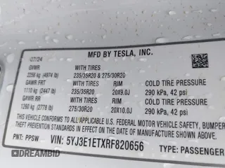 2024 Tesla Model 3 Performance z VIN 5YJ3E1ETXRF820656, wystawiony jako IAAI lot #42084717 z przebiegiem Nie podano mil oraz . Historia ofert i sprzedaży dostępna na DreamBid. Obrazek 9.