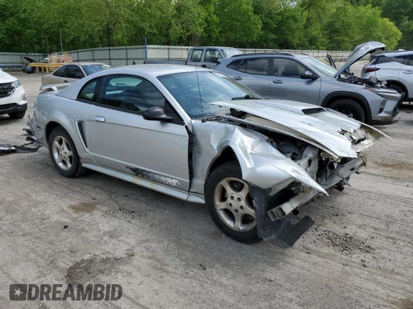2003 Ford Mustang Standard с VIN 1FAFP40433F330822, выставлен на аукционе Copart как лот 57473325 с пробегом 170 282 миль миль и Списание • Salvage title. История ставок и продаж доступна на DreamBid. Изображение 4.
