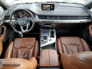 2017 Audi Q7 Prestige with VIN WA1WAAF75HD045435, listed as a Copart auction lot 88032805 with 210,307 mi miles and Salvage Title. Bid and sale history available at carsss.com. Image 8.