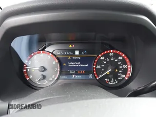 2024 Nissan Titan Pro-4X z VIN 1N6AA1ED0RN114614, wystawiony jako IAAI lot #41548196 z przebiegiem 3 405 mil mil oraz . Historia ofert i sprzedaży dostępna na DreamBid. Obrazek 7.