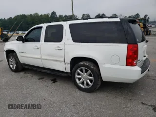 2008 GMC Yukon XL SLT w/4SB with VIN 1GKFC16028J194992, listed as a Copart auction lot 73526724 with 236,387 mi miles and Salvage Title. Bid and sale history available at carsss.com. Image 2.