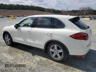 2012 Porsche Cayenne S Hybrid z VIN WP1AE2A27CLA90198, wystawiony jako Copart lot #47354655 z przebiegiem 119 312 mil mil oraz Tytuł czysty. Historia ofert i sprzedaży dostępna na DreamBid. Obrazek 2.