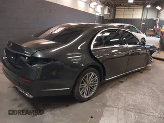 2021 Mercedes-Benz S 580 z VIN W1K6G7GB4MA018058, wystawiony jako IAAI lot #42216352 z przebiegiem 4 445 mil mil oraz . Historia ofert i sprzedaży dostępna na DreamBid. Obrazek 4.