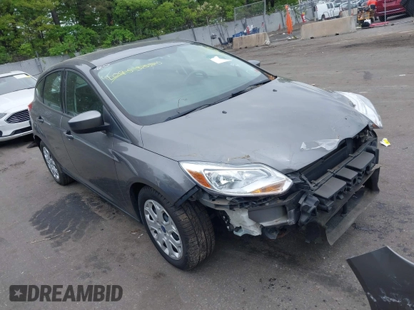 2012 Ford Focus SE z VIN 1FAHP3K22CL394088, wystawiony jako IAAI lot #42263710 z przebiegiem 147 259 mil mil oraz . Historia ofert i sprzedaży dostępna na DreamBid. Obrazek 1.