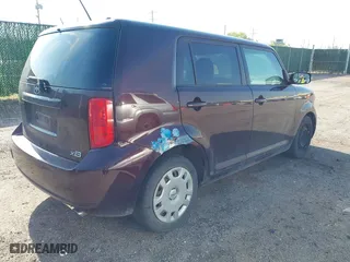 2008 Scion xB with VIN JTLKE50E581025201, listed as a IAAI auction lot 41973801 with 261,507 mi miles. Bid and sale history available at carsss.com. Image 4.