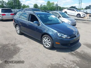 2010 Volkswagen Jetta SE with VIN 3VWTX7AJ2AM613550, listed as a IAAI auction lot 42281149 with 100,666 mi miles and . Bid and sale history available at DreamBid. Image 1.