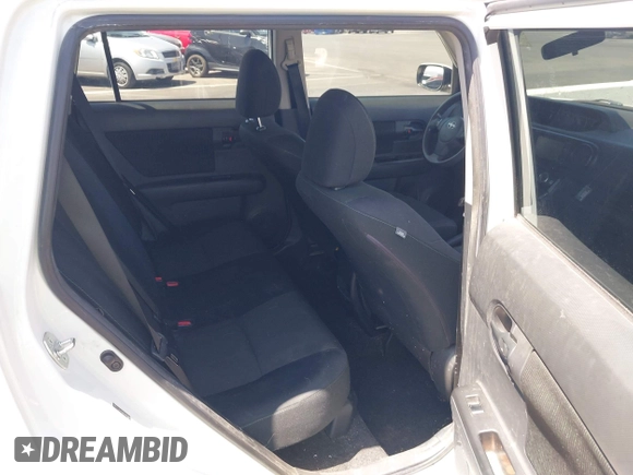 2014 Scion xB with VIN JTLZE4FE8EJ060455, listed as a IAAI auction lot 42114398 with 1 mi miles. Bid and sale history available at carsss.com. Image 8.