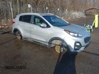2020 Kia Sportage S with VIN KNDP6CAC2L7653058, listed as a IAAI auction lot 41477848 with 124,066 mi miles. Bid and sale history available at carsss.com. Image 1.
