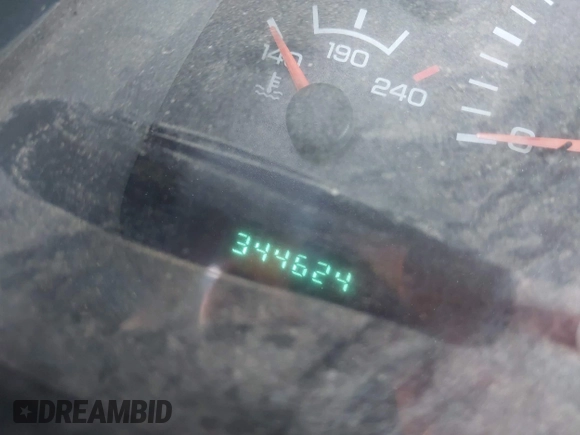 2001 Dodge 2500 with VIN 1B7KC23621J182016, listed as a IAAI auction lot 42212185 with 344,624 mi miles and . Bid and sale history available at carsss.com. Image 7.