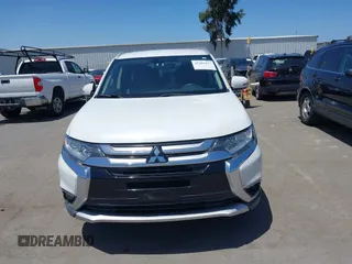 2018 Mitsubishi Outlander SE with VIN JA4AD3A36JZ061024, listed as a IAAI auction lot 42281627 with 245,456 mi miles and . Bid and sale history available at DreamBid. Image 13.