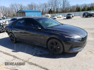 2022 Hyundai Elantra SEL with VIN 5NPLM4AG4NH061429, listed as a Copart auction lot 49310885 with 24,757 mi miles and Salvage Title. Bid and sale history available at DreamBid. Image 4.